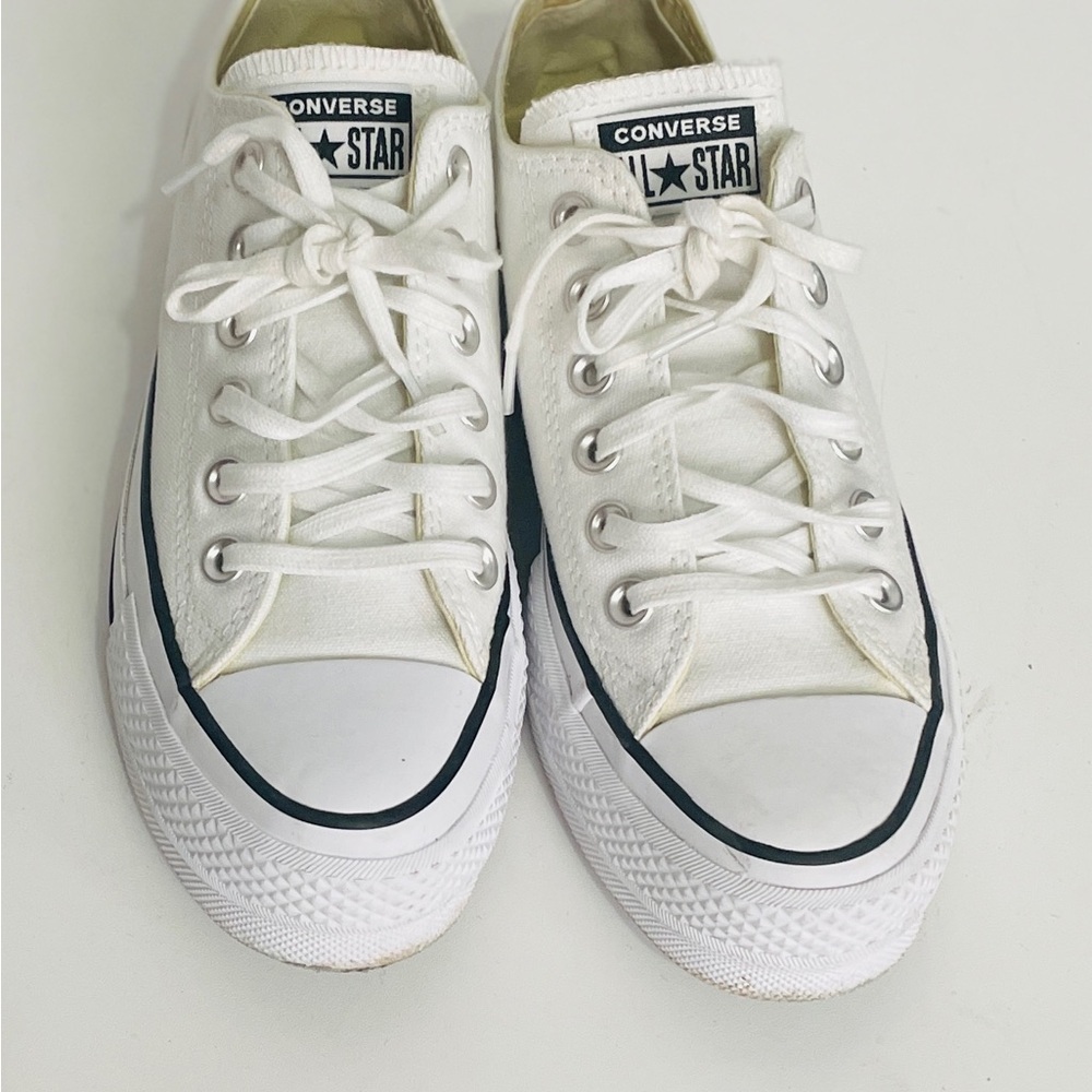 Converse Allstar White Canvas Sneakers with black stripes 👟👟 - Picture 7 of 7
